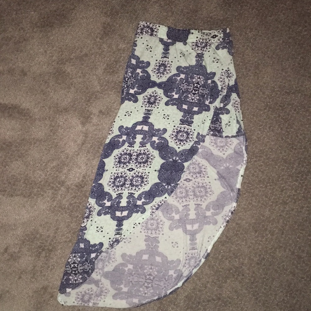 patterned slit long skirt